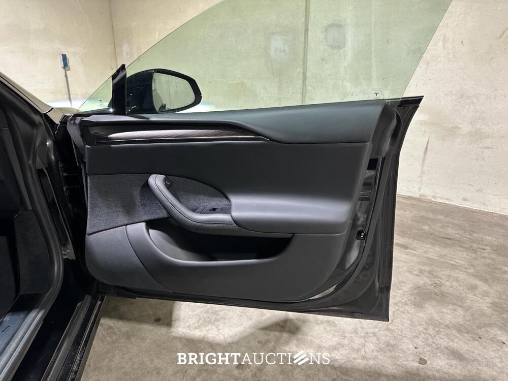 Tesla Model S Long Range 670pk 2022 (Origineel-NL), S-642-BB