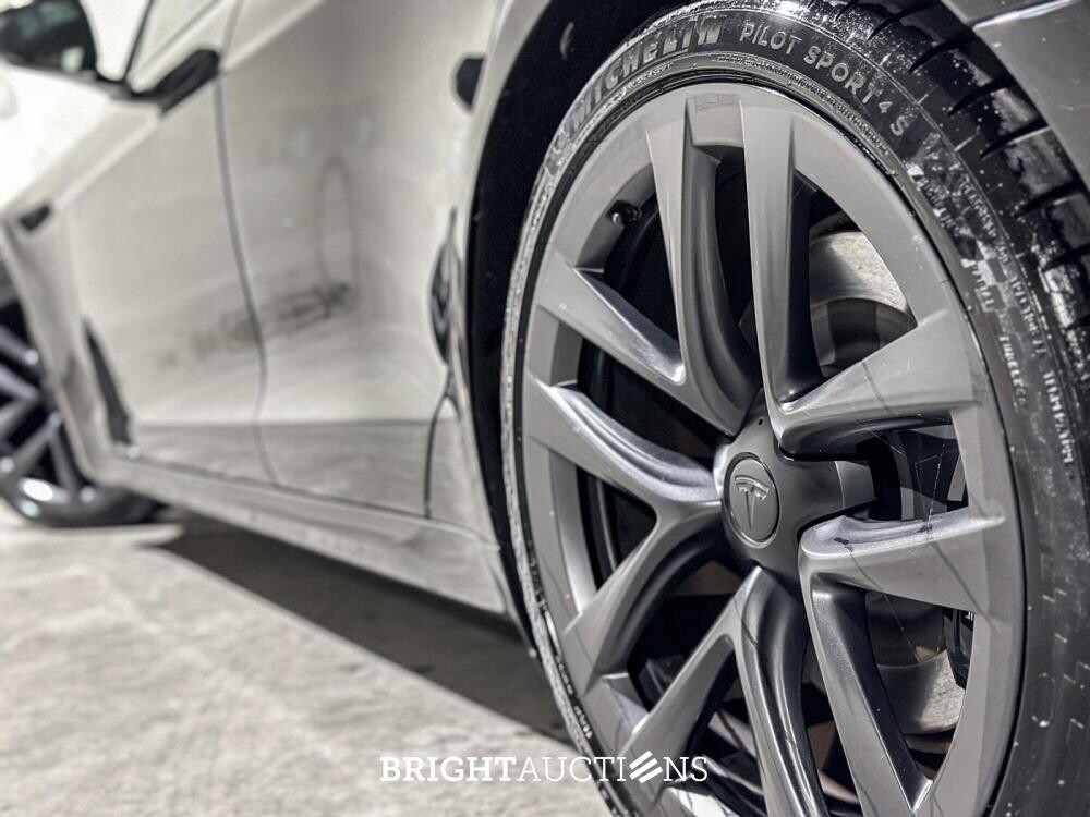 Tesla Model S Long Range 670pk 2022 (Origineel-NL), S-642-BB