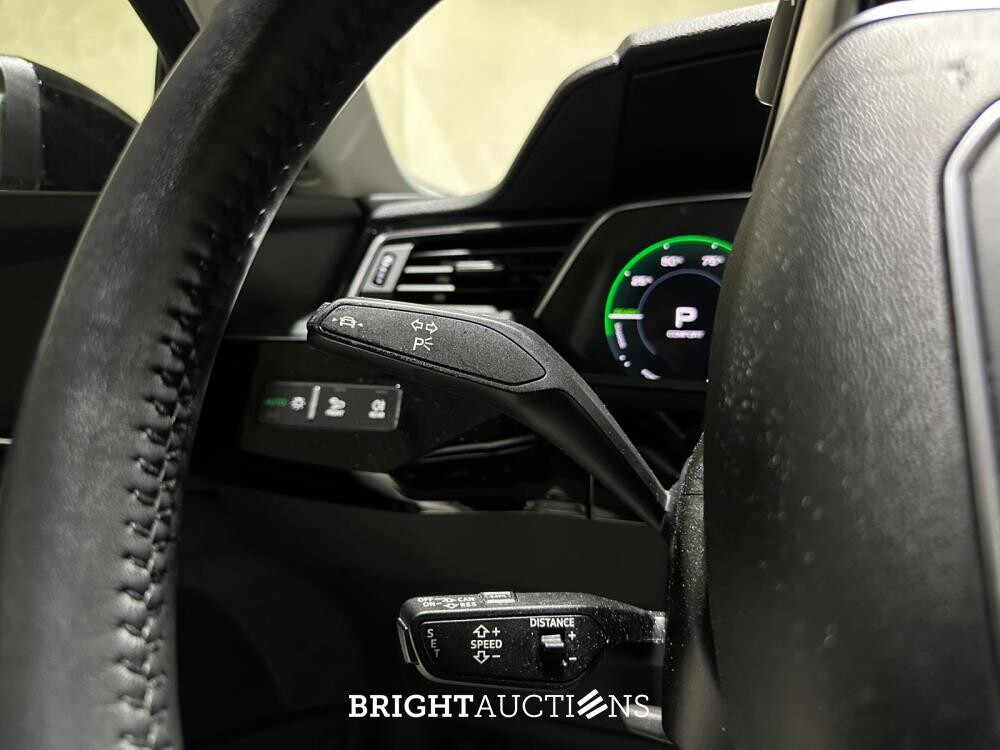 Audi e-tron Sportback 50 Quattro Business Edition Plus 71 kWh 313pk 2020 (Origineel-NL + 1e Eigenaar), J-814-JP