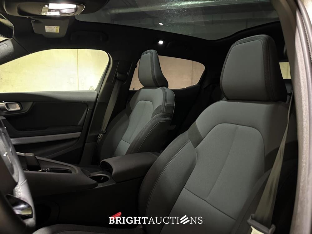 Polestar 2 Long Range Dual Motor Launch Edition 78kWh 408pk 2020 (Origineel-NL + 1e Eigenaar), J-173-PZ