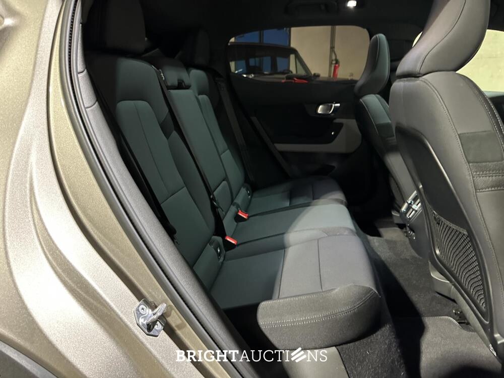 Polestar 2 Long Range Dual Motor Launch Edition 78kWh 408pk 2020 (Origineel-NL + 1e Eigenaar), J-173-PZ