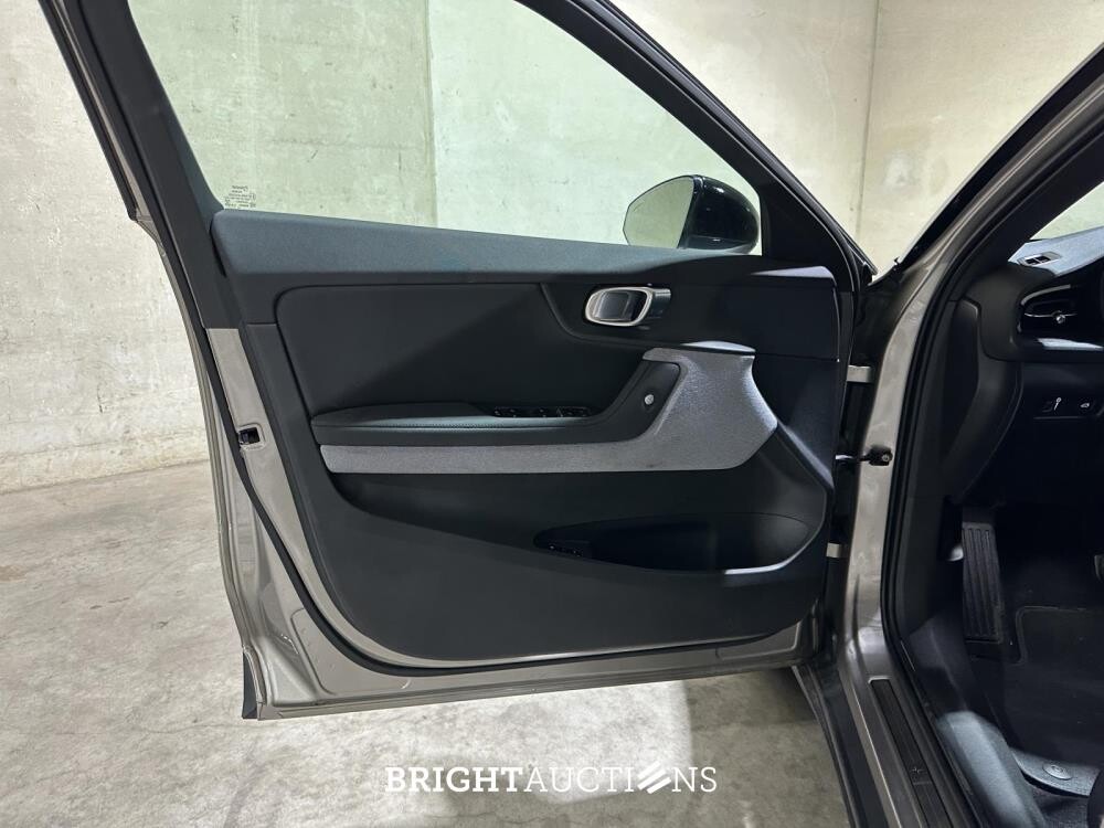 Polestar 2 Long Range Dual Motor Launch Edition 78kWh 408pk 2020 (Origineel-NL + 1e Eigenaar), J-173-PZ