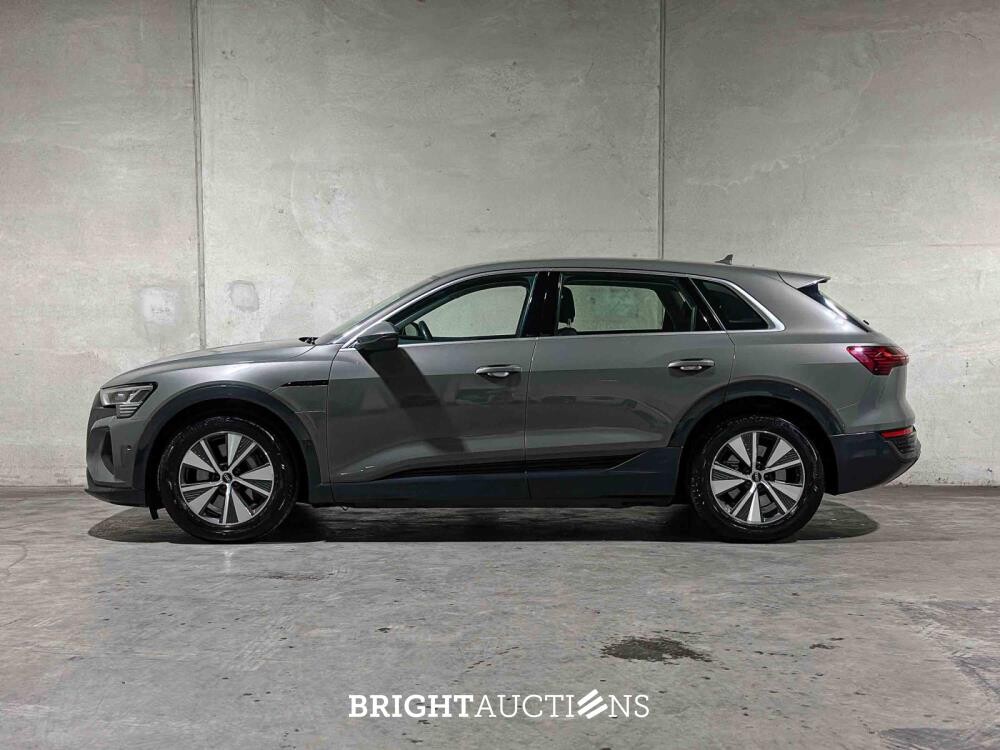 Audi Q8 e-tron 50 Quattro 95 kWh 340pk 2023 (Origineel-NL), S-106-PZ 
