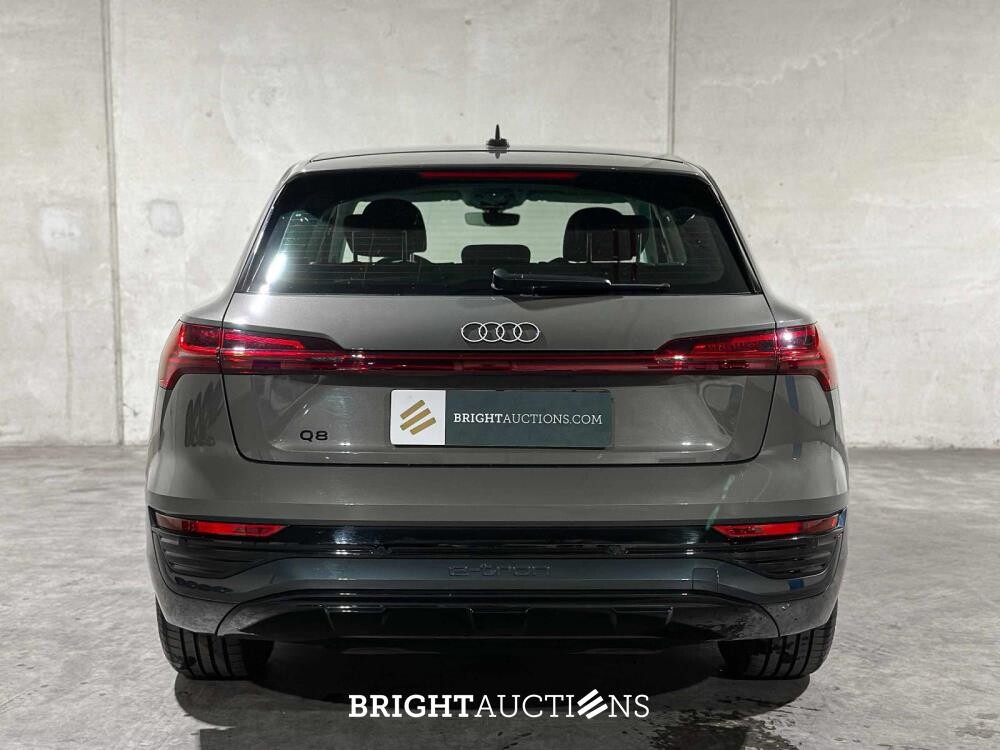Audi Q8 e-tron 50 Quattro 95 kWh 340pk 2023 (Origineel-NL), S-106-PZ 