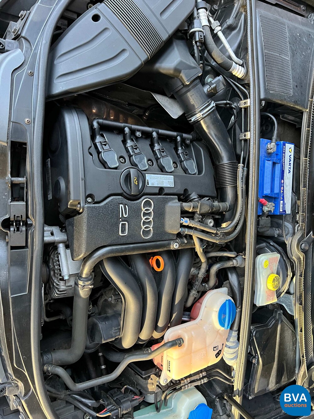 Audi A4 Limousine 2.0 Pro Line 131PS -Org. NL-, 16-SH-YY.