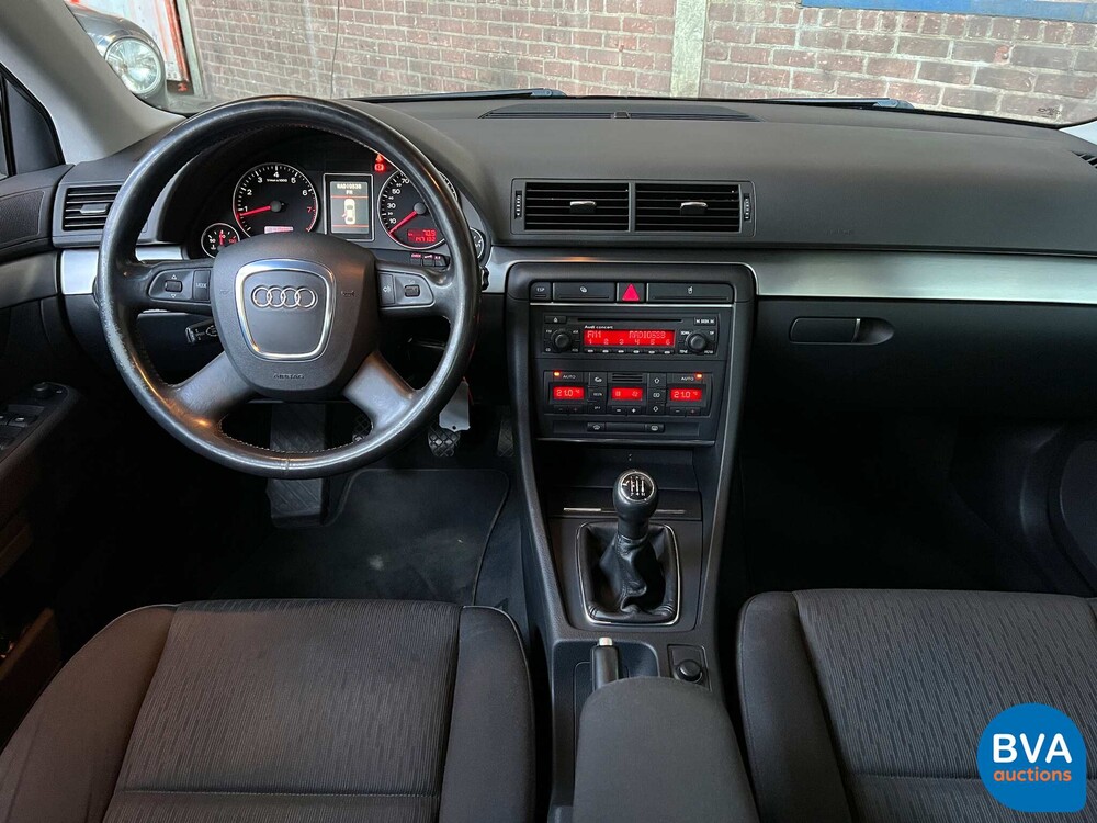 Audi A4 Limousine 2.0 Pro Line 131PS -Org. NL-, 16-SH-YY.