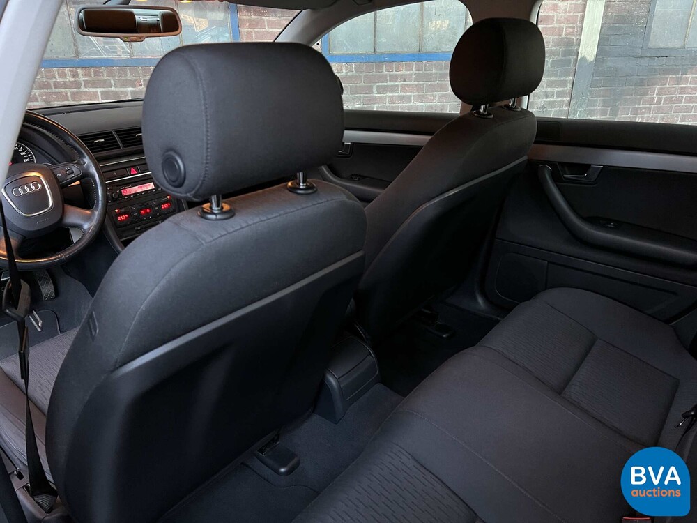 Audi A4 Limousine 2.0 Pro Line 131PS -Org. NL-, 16-SH-YY.