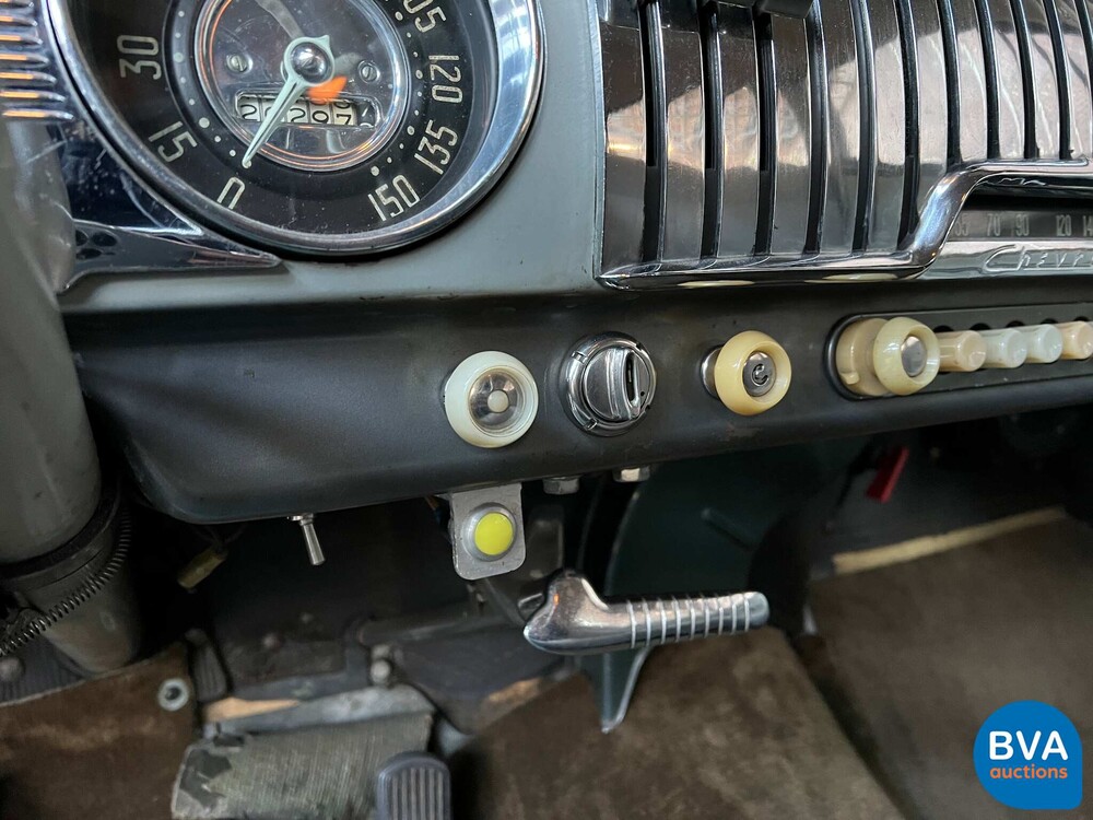 Chevrolet Deluxe Powerglide 1951, 32-XL-66