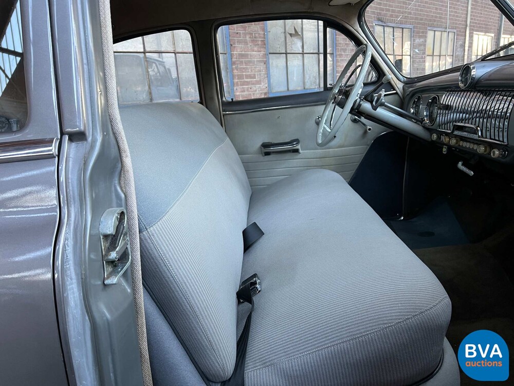 Chevrolet Deluxe Powerglide 1951, 32-XL-66