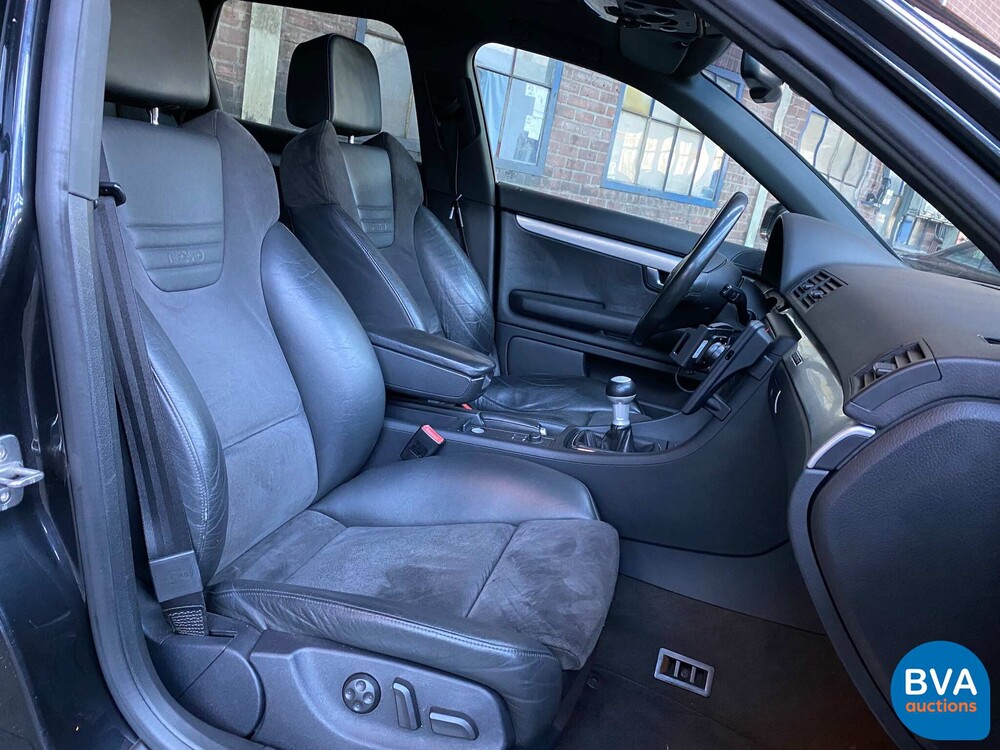 Audi S4 Avant 4.2 V8 Quattro Pro-Line 344pk 2004, JZ-897-D