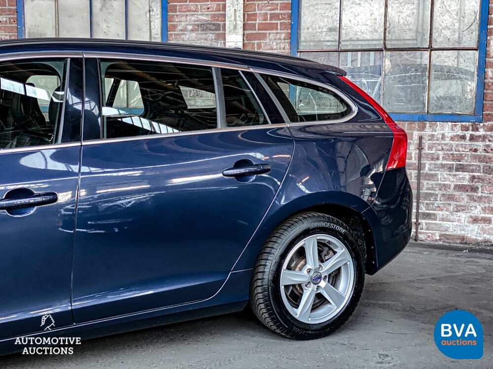 Volvo V60 2.0 D3 5-Zylinder 163PK Summum, GR-322-P.