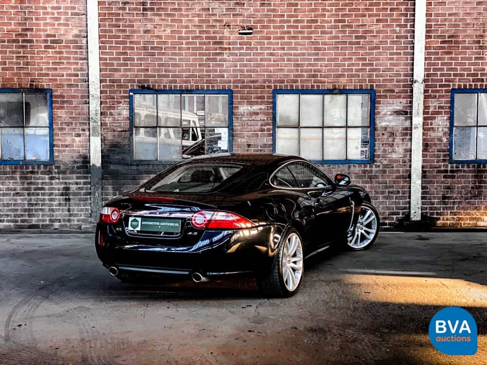 Jaguar XK Coupé 4.2 V8 298pk 2006, 63-TL-GJ