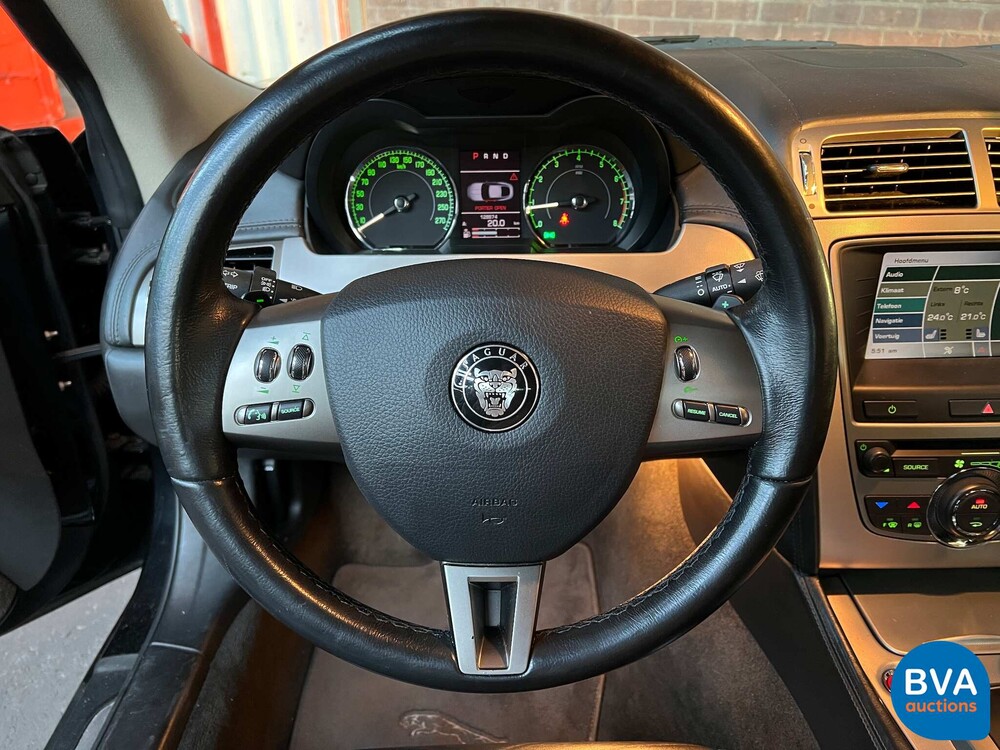 Jaguar XK Coupé 4.2 V8 298pk 2006, 63-TL-GJ