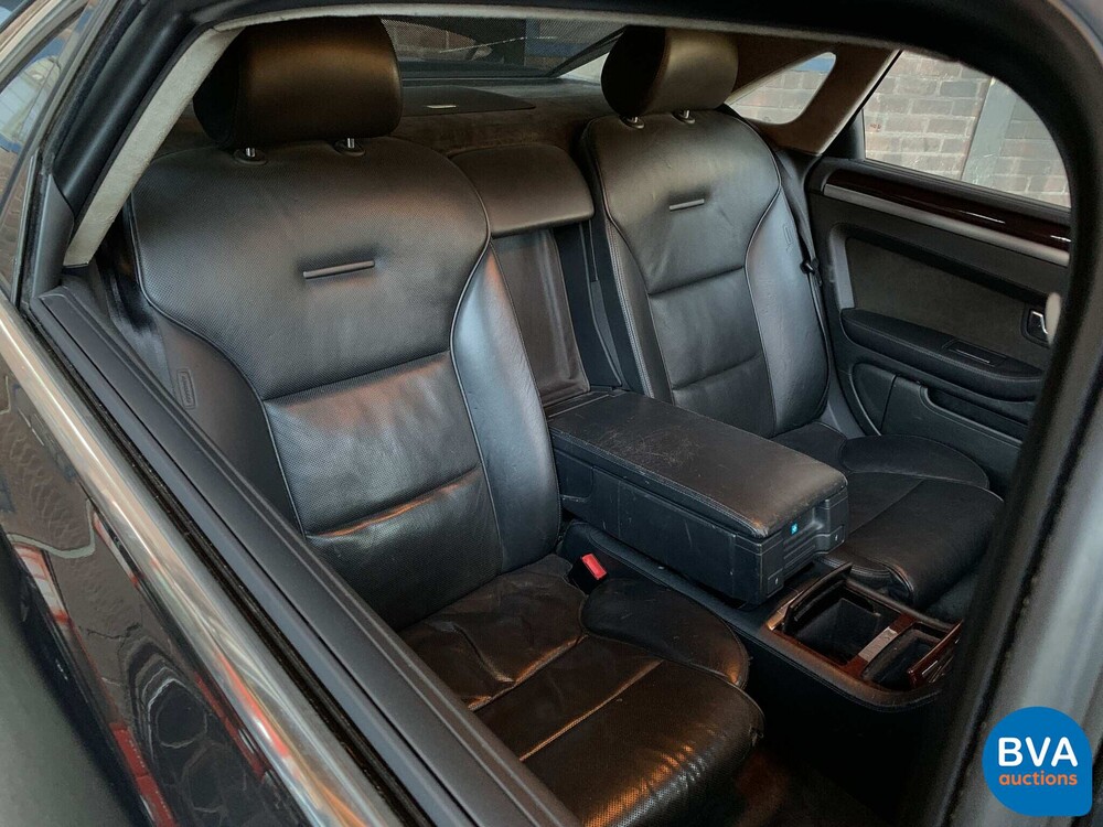 Audi A8 Lang 6.0 W12 Quattro Pro line 450pk 2004, 69-RD-NX