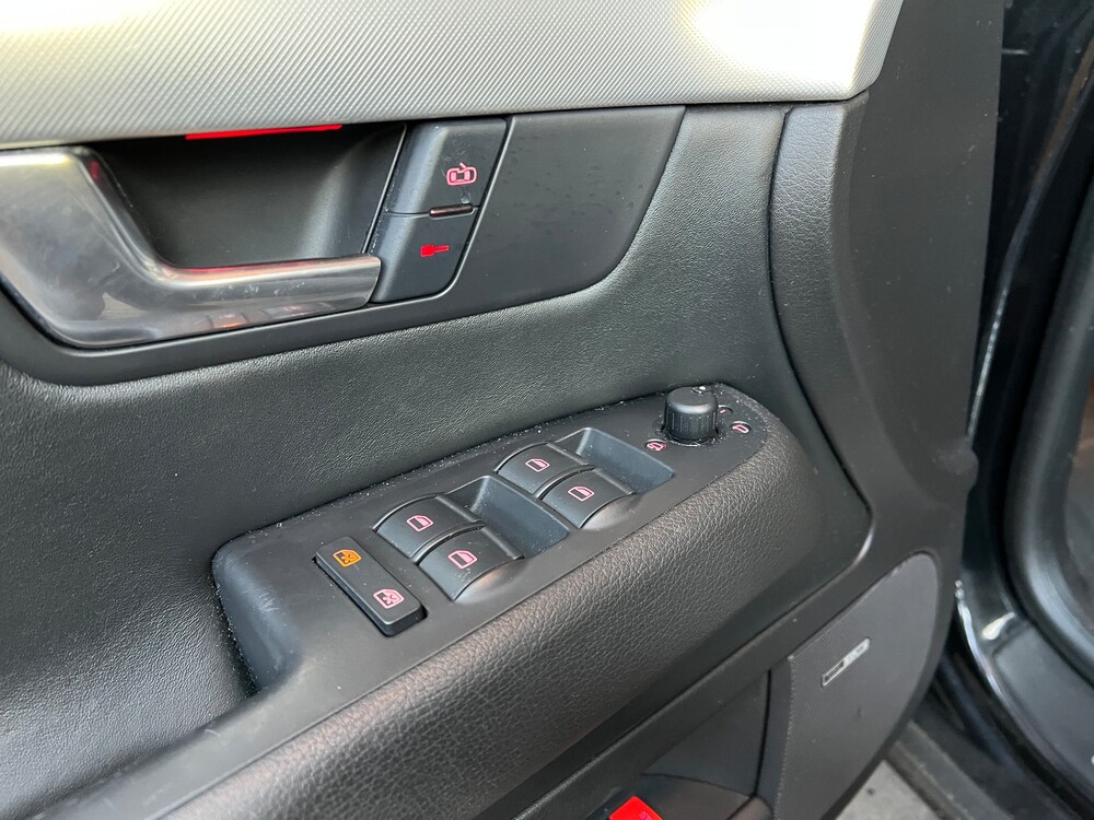 Audi S4 4.2 V8 Quattro ProLine 344pk 2005 -Org. NL-, 97-RB-XH