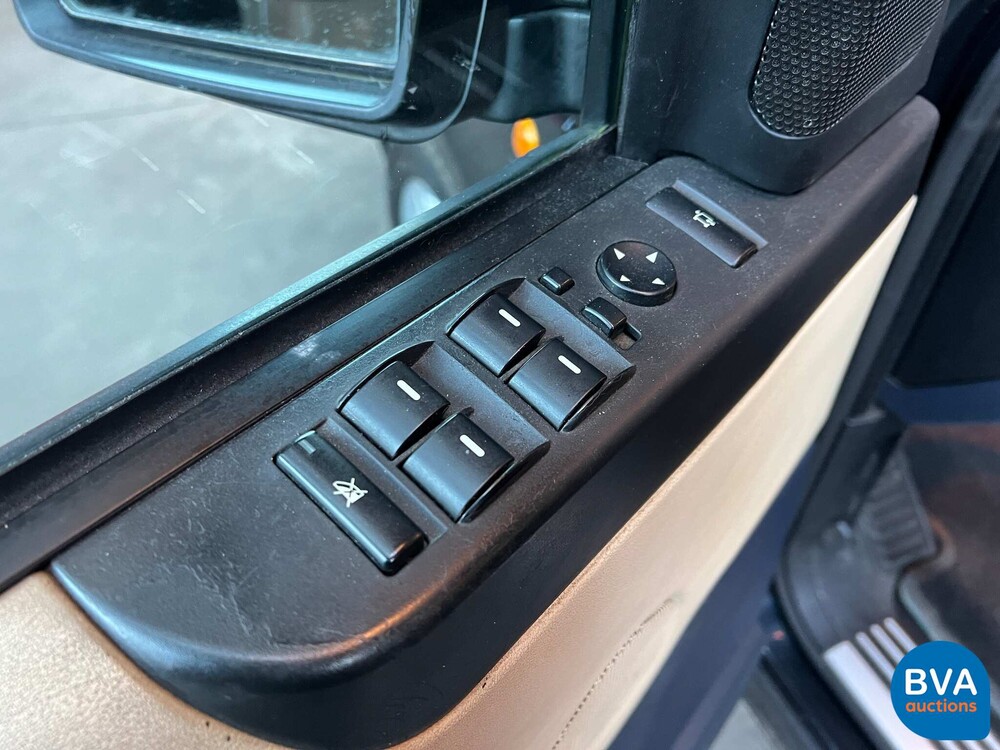 Land Rover Range Rover Vogue 4.4 V8 286pk 2002 -Org. NL-, 11-JN-TJ