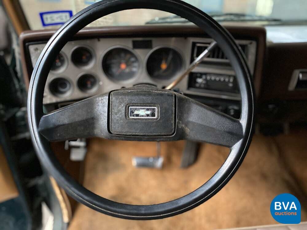 Chevrolet Suburban C2500 180pk 1985