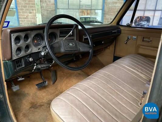 Chevrolet Suburban C2500 180pk 1985