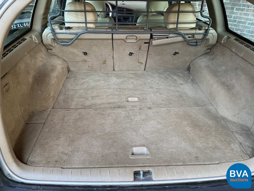 Volvo V70 2.4 AWD Comfort Line 200pk 2001, 22-HNZ-2