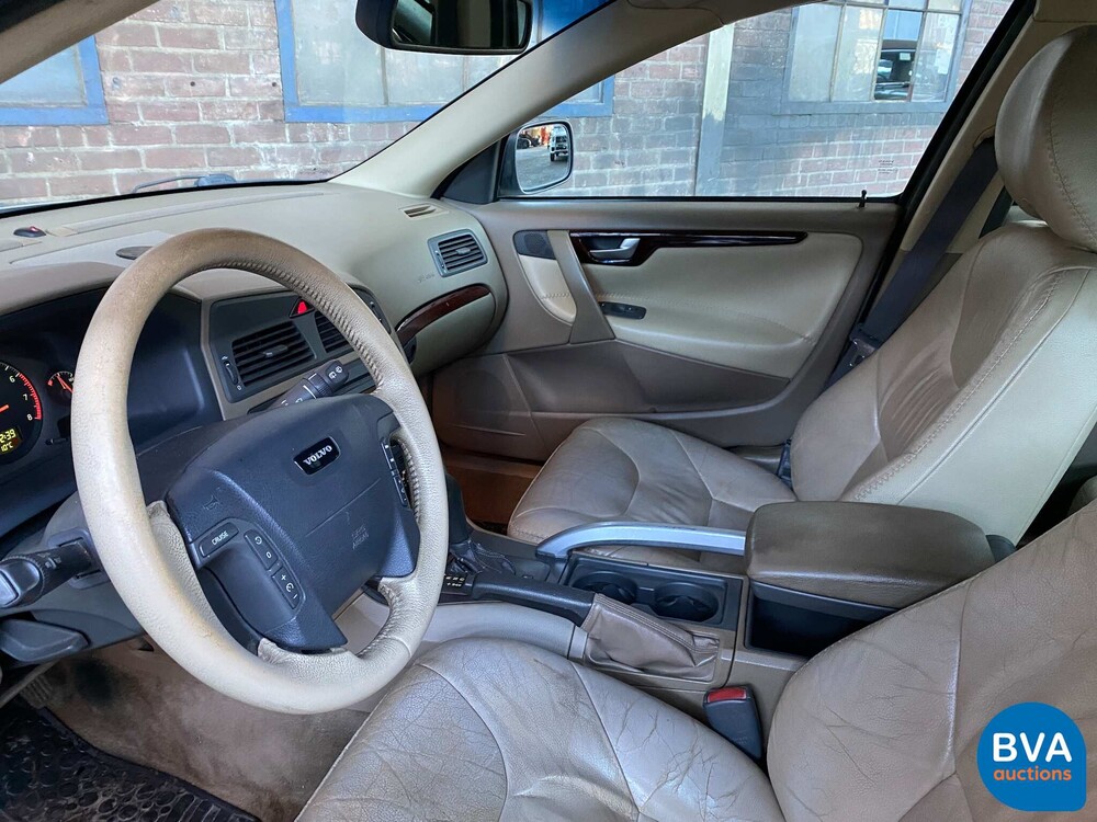 Volvo V70 2.4 AWD Comfort Line 200pk 2001, 22-HNZ-2
