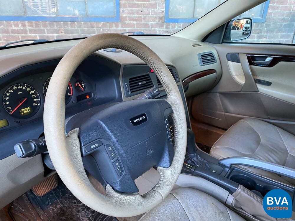 Volvo V70 2.4 AWD Comfort Line 200pk 2001, 22-HNZ-2