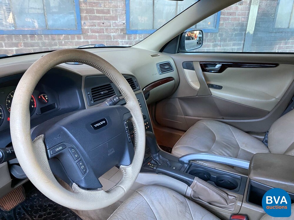 Volvo V70 2.4 AWD Comfort Line 200pk 2001, 22-HNZ-2