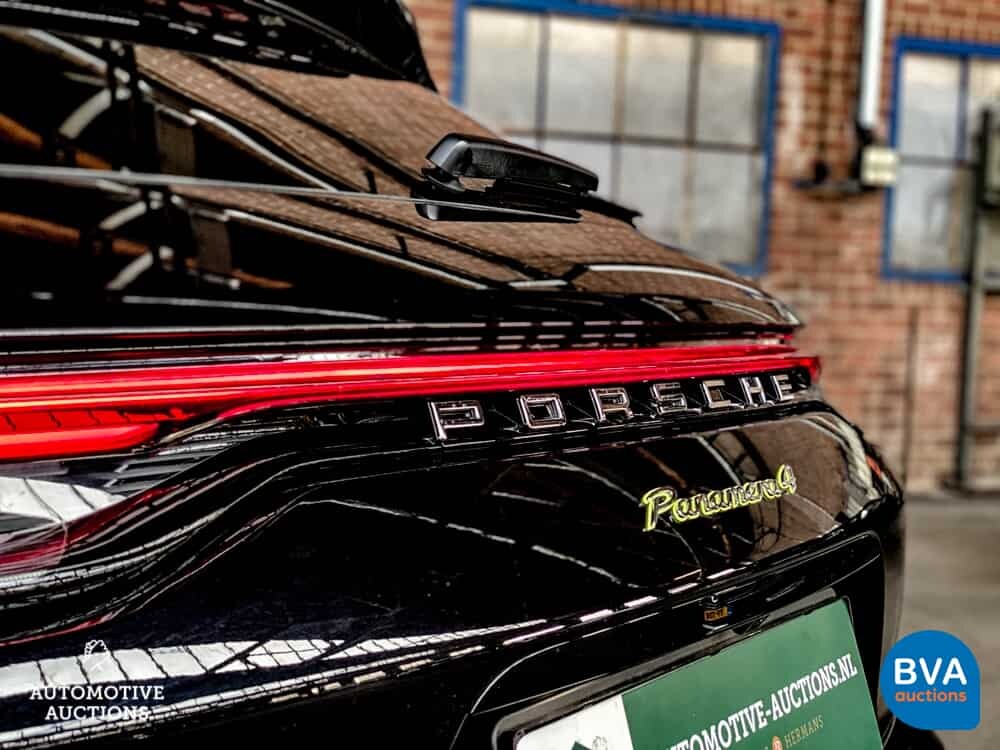 Porsche Panamera E-Hybrid Sport Turismo Sportchrono 462pk 2021 -GARANTIE-.