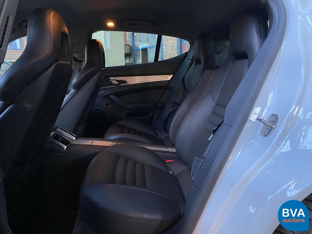 Porsche Panamera S E-Hybrid 416pk SportChrono 2014 -Org NL-, 5-TDZ-03.