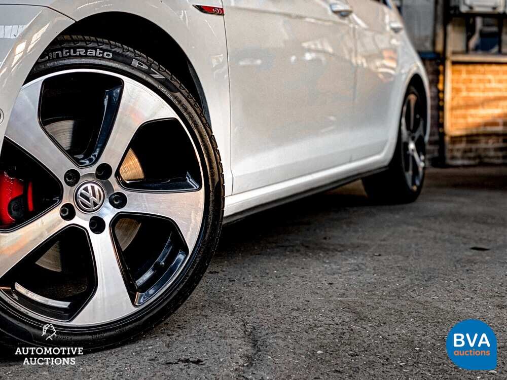 Volkswagen Golf GTI 2.0 TSI 220 PS 2013, P-962-FV.