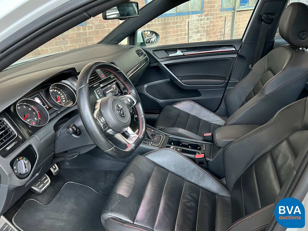 Volkswagen Golf GTI 2.0 TSI 220 PS 2013, P-962-FV.