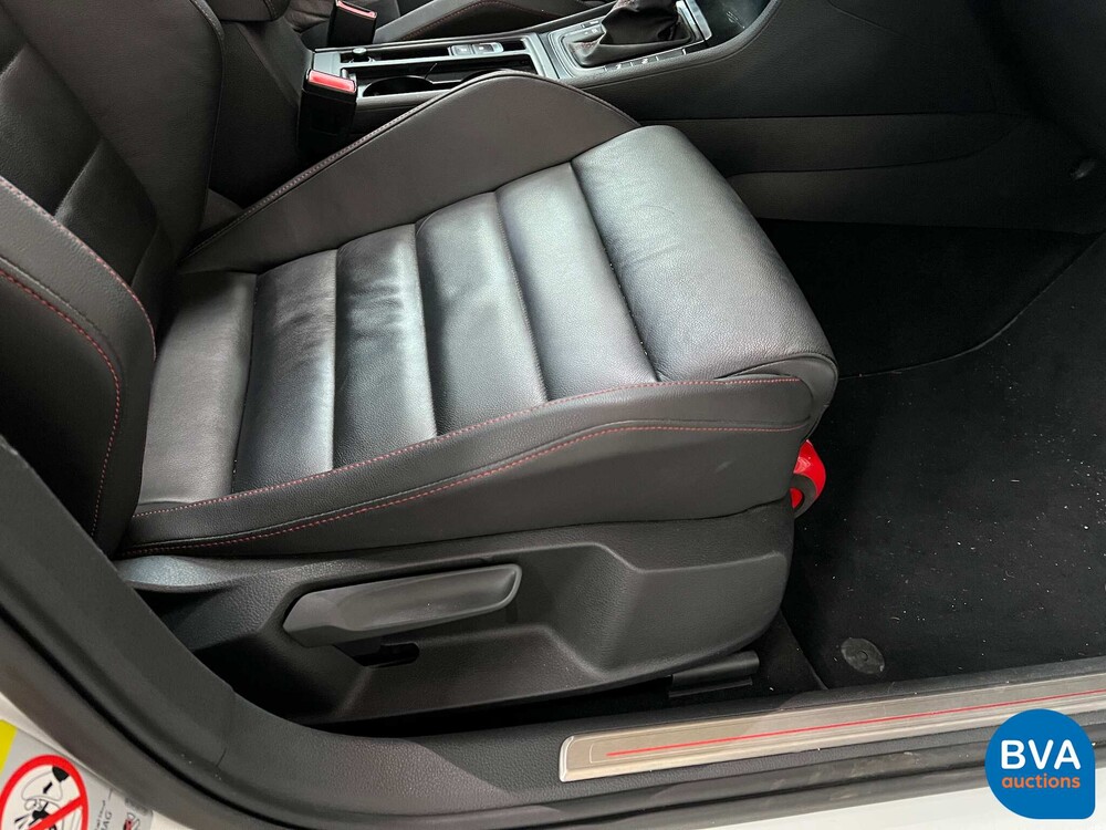 Volkswagen Golf GTI 2.0 TSI 220 PS 2013, P-962-FV.