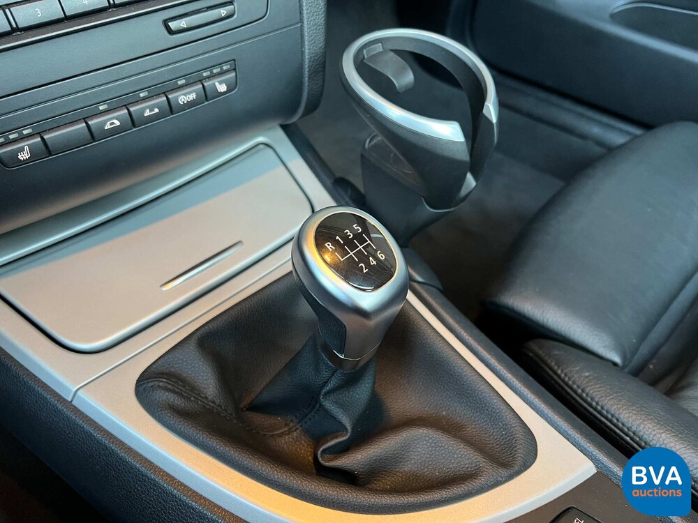 BMW 118i Cabrio High Executive 1er 143PS 2010 -Org. NL-, 39-KNT-4.