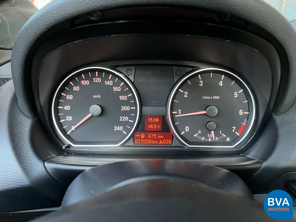 BMW 118i Cabrio High Executive 1er 143PS 2010 -Org. NL-, 39-KNT-4.