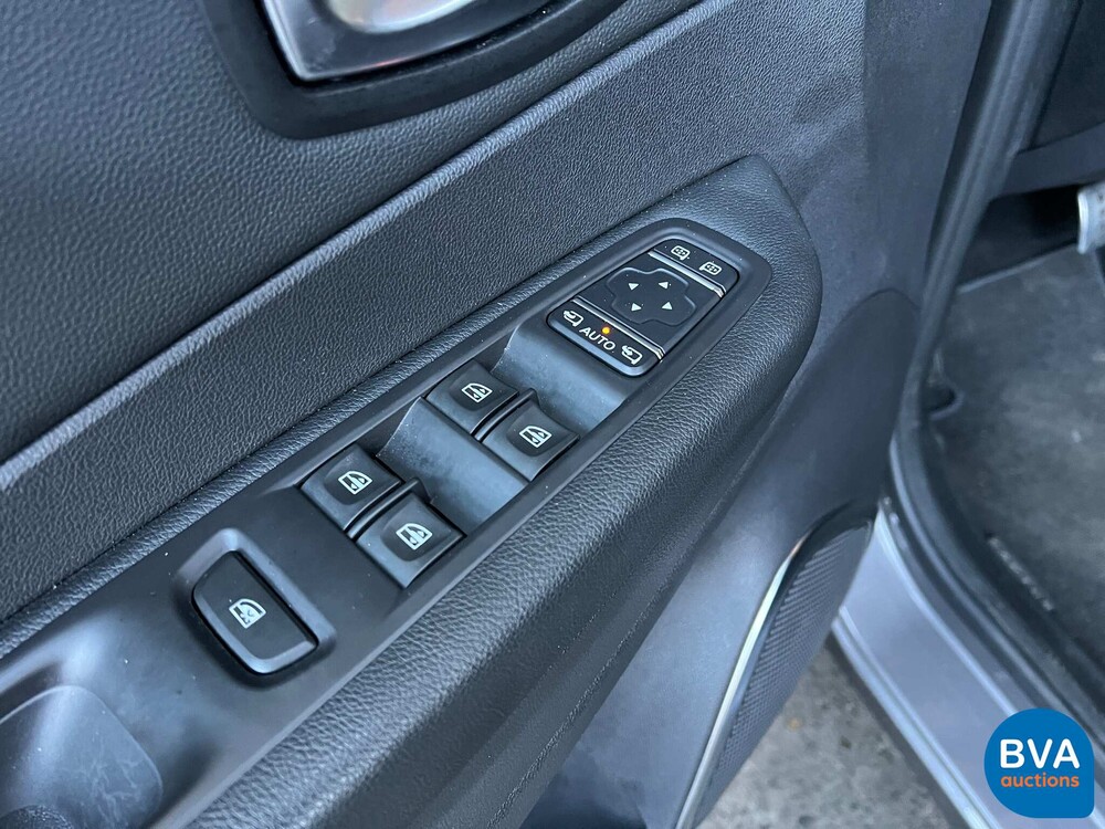 Renault Capture 1.2 Tce Bose 118 PS 2018, P-996-FP.