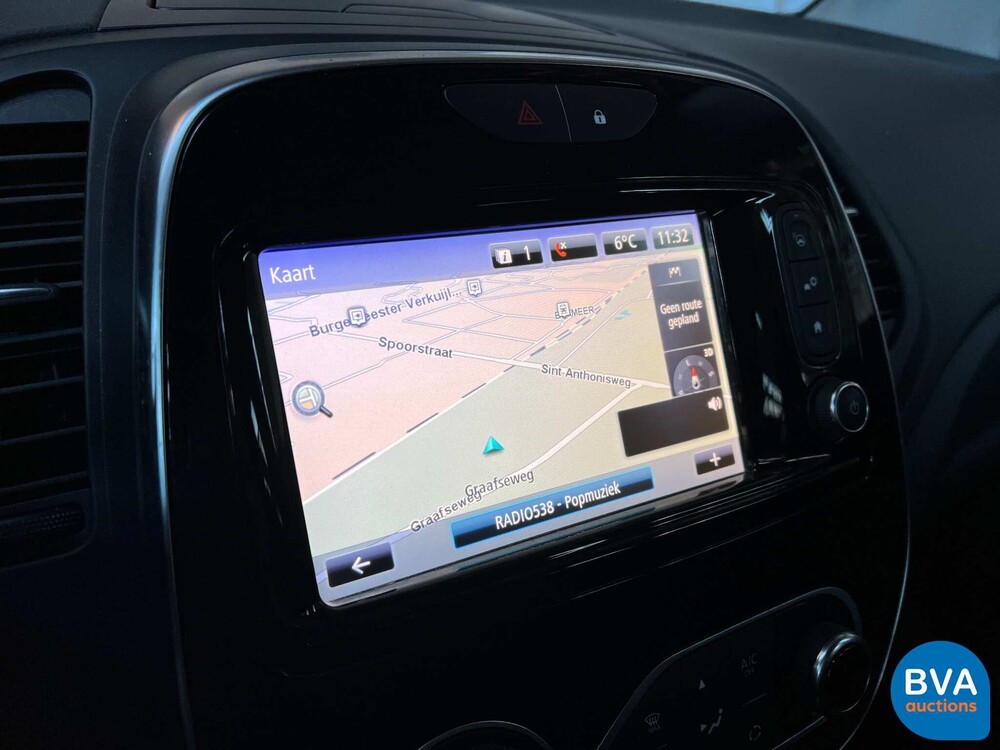 Renault Capture 1.2 Tce Bose 118 PS 2018, P-996-FP.