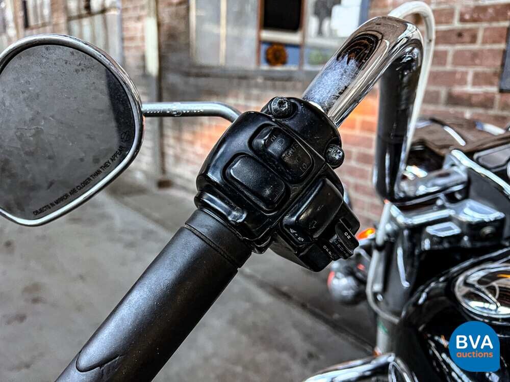 2008er Harley-Davidson Road King FLHRC mit 67 PS.