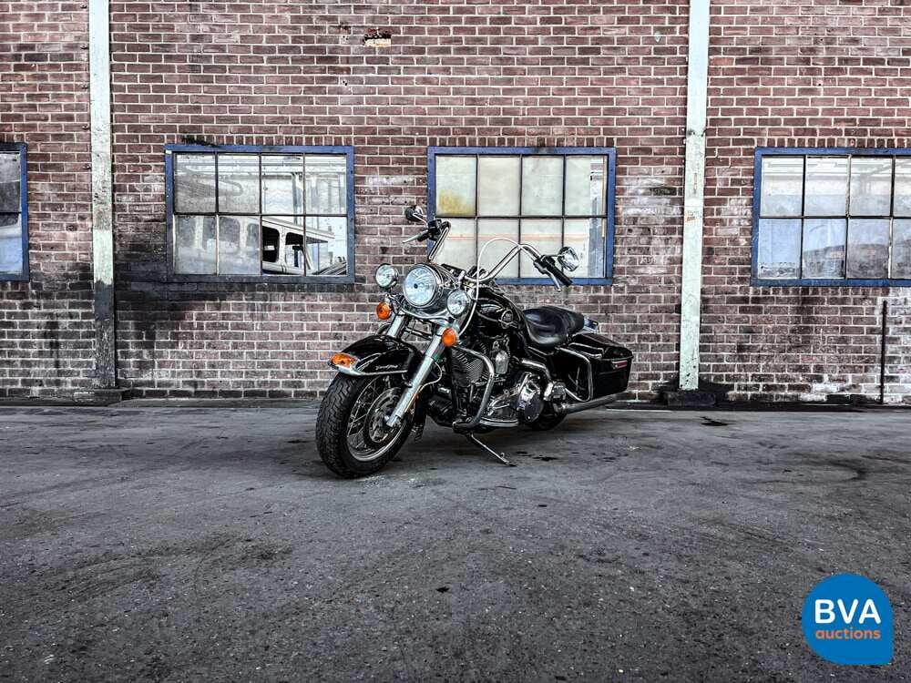 2008er Harley-Davidson Road King FLHRC mit 67 PS.