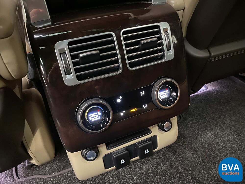 Land Rover Range Rover P400e Vogue 404PS Plug-In Hybrid 2019 -Org. NL-FACELIFT, XV-122-H.