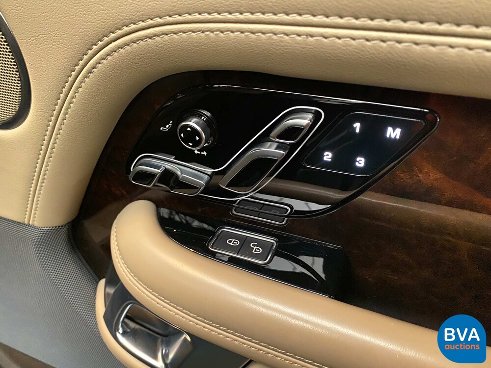Land Rover Range Rover P400e Vogue 404PS Plug-In Hybrid 2019 -Org. NL-FACELIFT, XV-122-H.