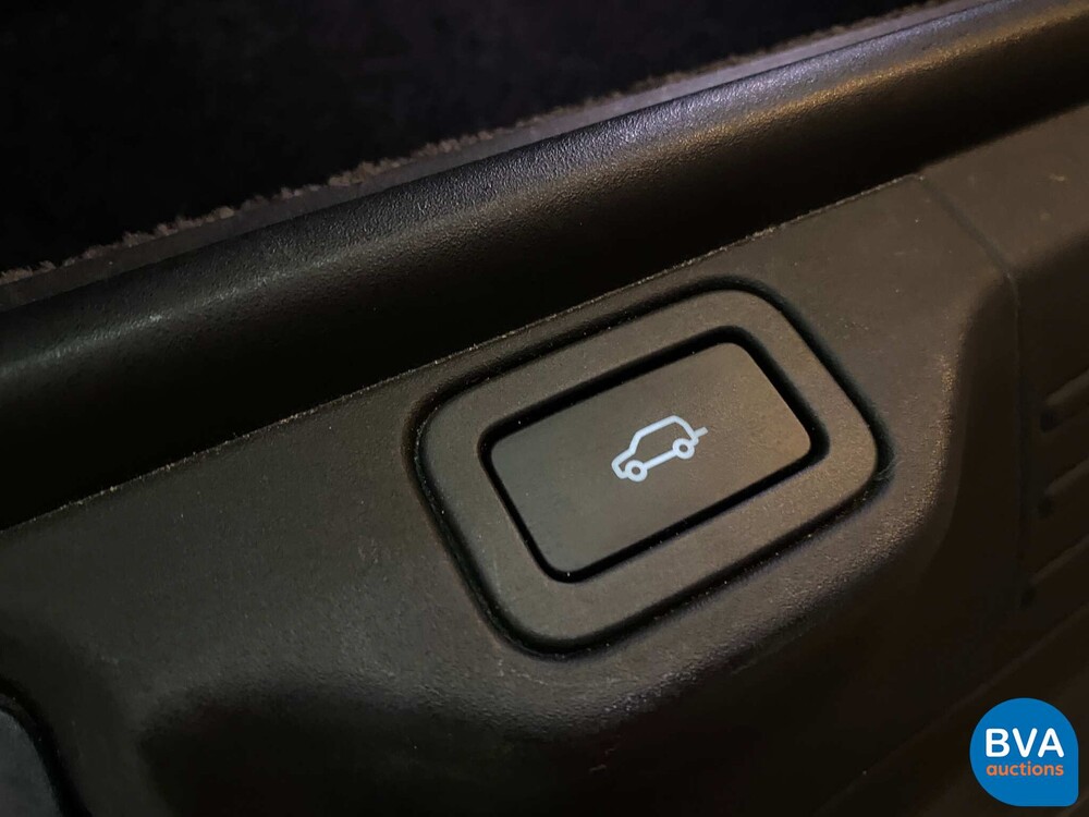 Land Rover Range Rover P400e Vogue 404PS Plug-In Hybrid 2019 -Org. NL-FACELIFT, XV-122-H.