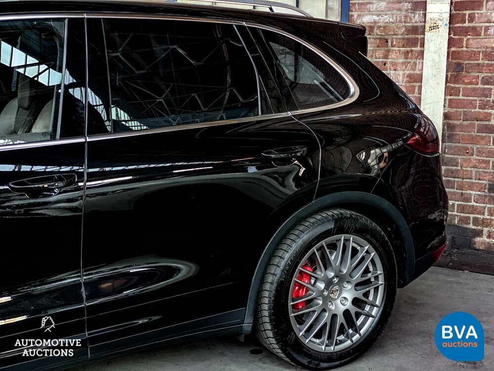 Porsche Cayenne 4.8 Turbo 500 PS 2010, RZ-707-X.