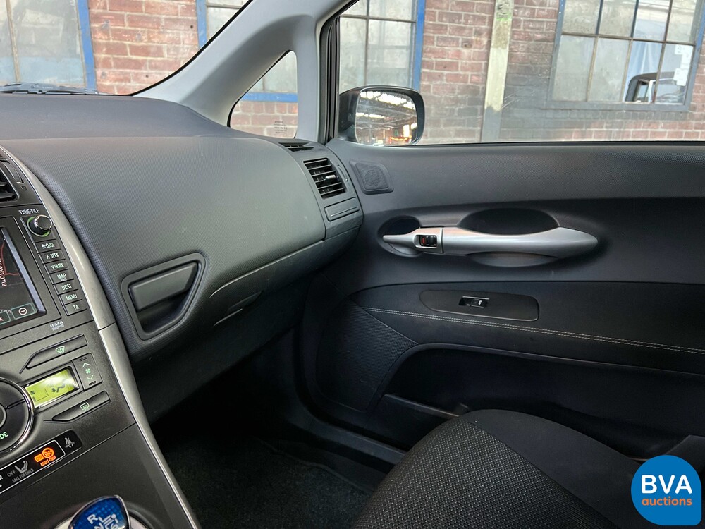 Toyota Auris 1.8 Vollhybrid Dynamisch 136PS 2011 -Org. NL-, 95-PKJ-9.