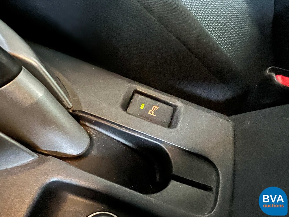 Toyota Auris 1.8 Vollhybrid Dynamisch 136PS 2011 -Org. NL-, 95-PKJ-9.