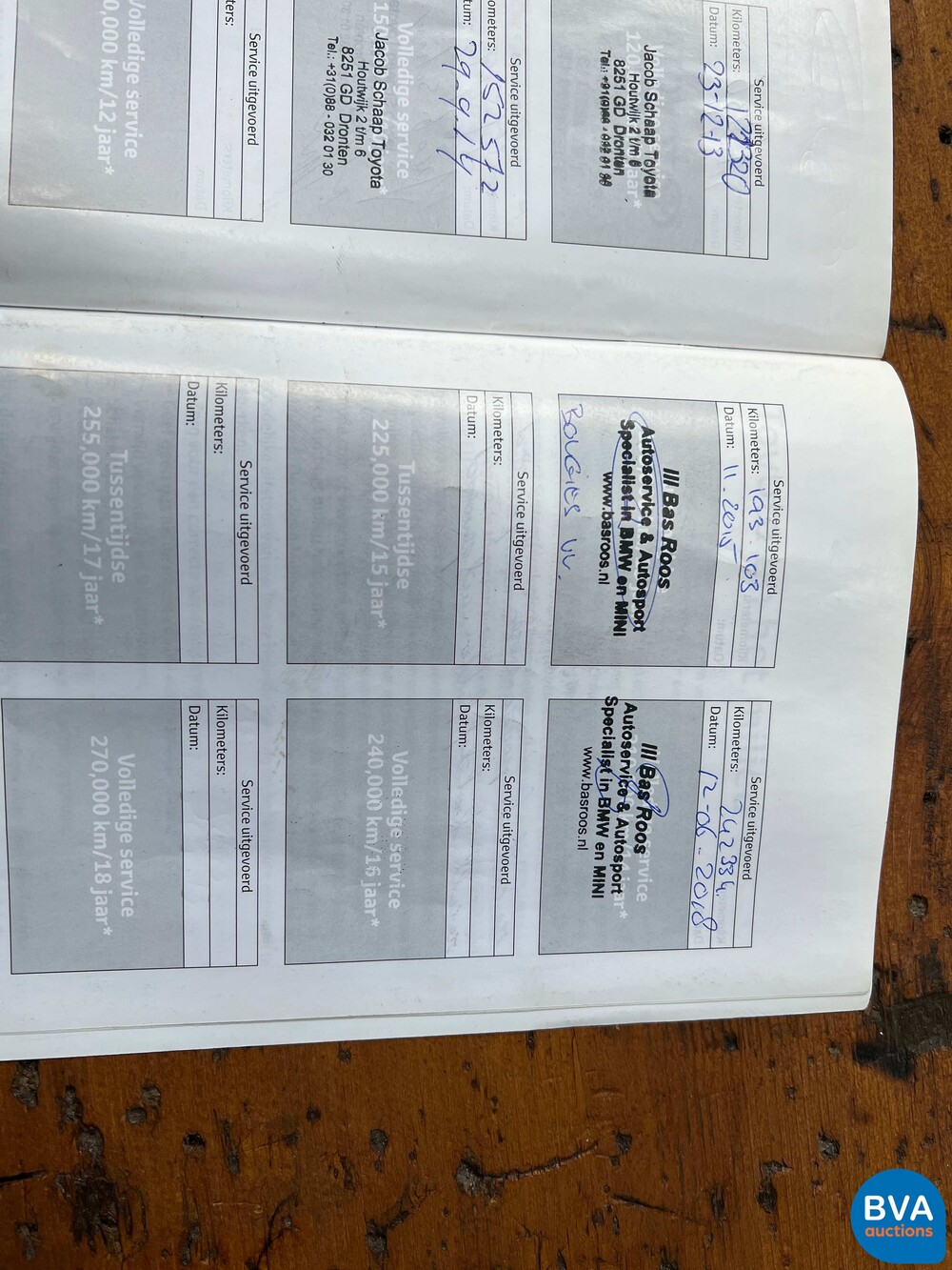 Toyota Auris 1.8 Vollhybrid Dynamisch 136PS 2011 -Org. NL-, 95-PKJ-9.