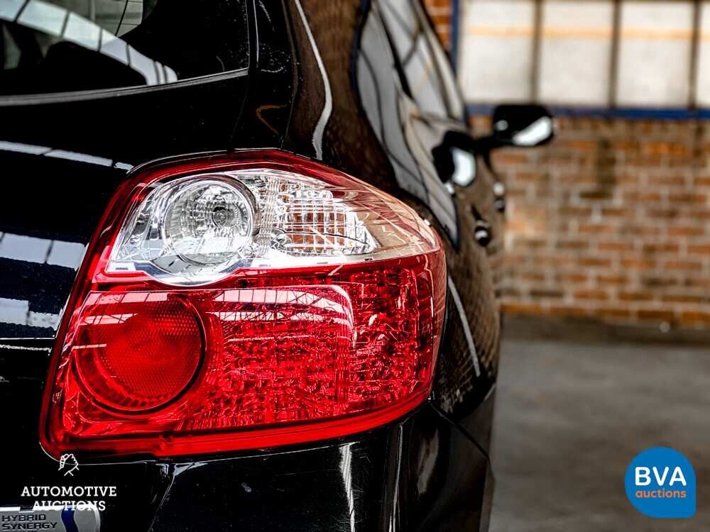 Toyota Auris 1.8 Vollhybrid Dynamisch 136PS 2011 -Org. NL-, 95-PKJ-9.