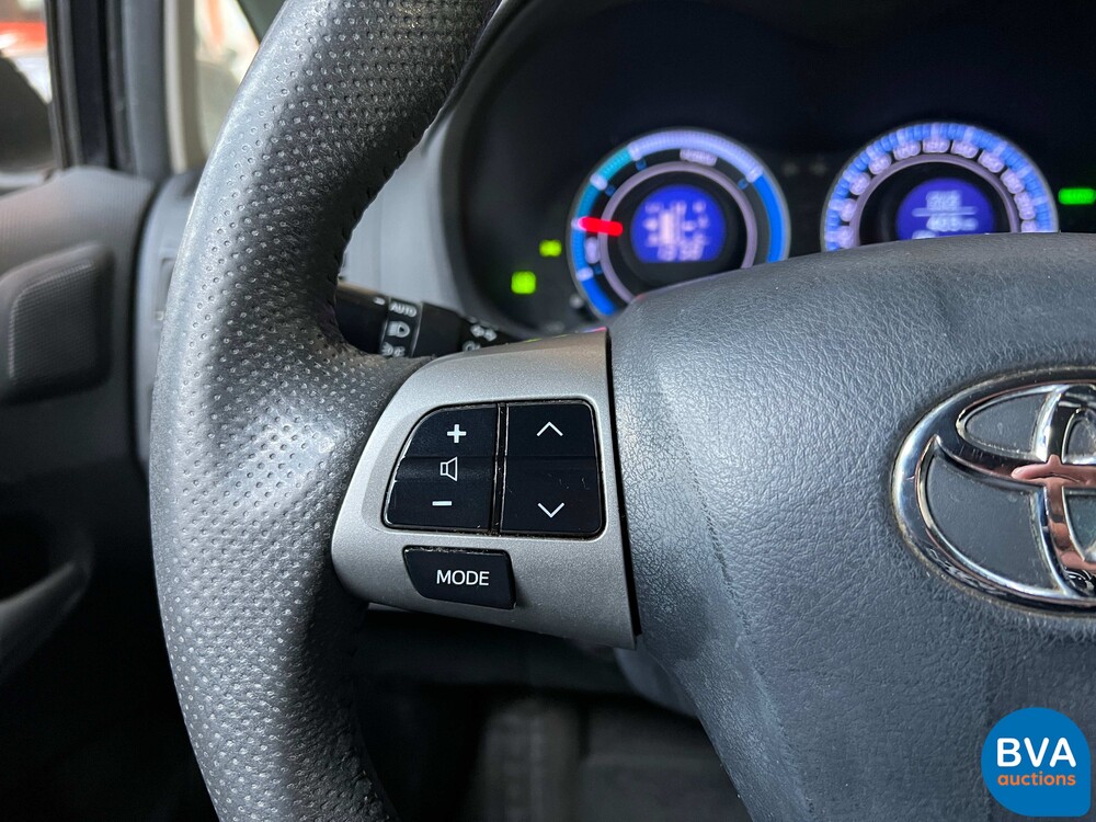 Toyota Auris 1.8 Vollhybrid Dynamisch 136PS 2011 -Org. NL-, 95-PKJ-9.