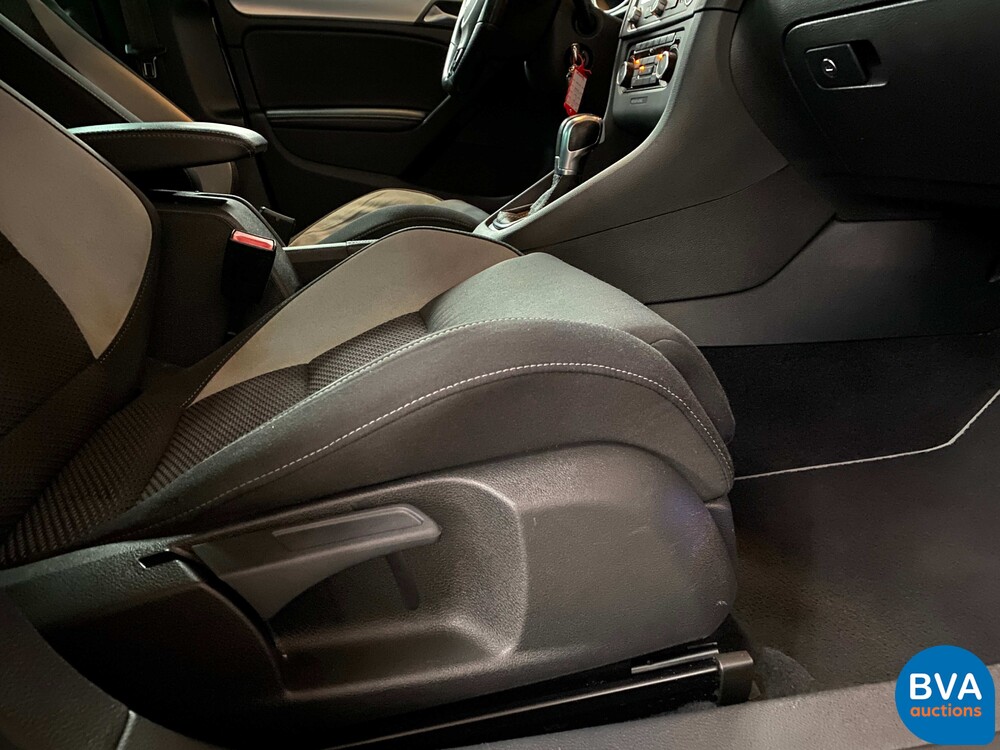 Volkswagen Golf 6R 2.0 4-Motion 271 PS 2011, P-318-BS.