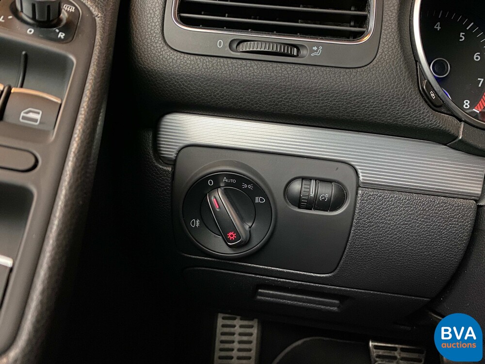 Volkswagen Golf 6R 2.0 4-Motion 271 PS 2011, P-318-BS.