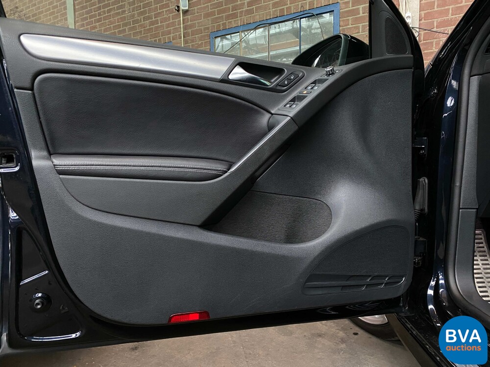 Volkswagen Golf 6R 2.0 4-Motion 271 PS 2011, P-318-BS.