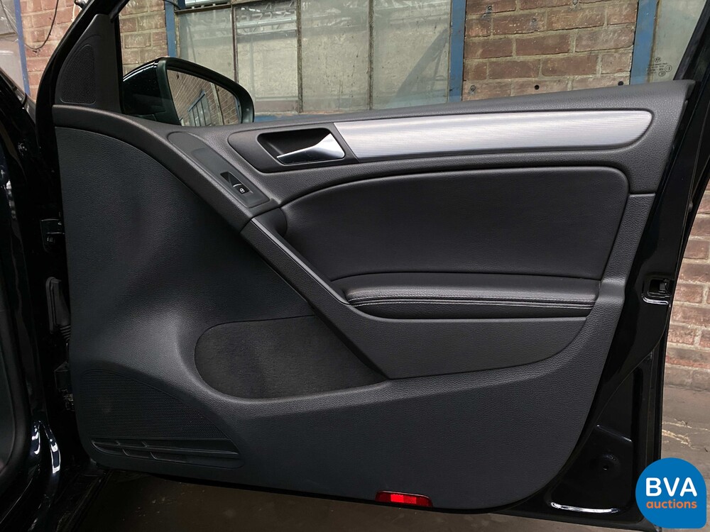 Volkswagen Golf 6R 2.0 4-Motion 271 PS 2011, P-318-BS.